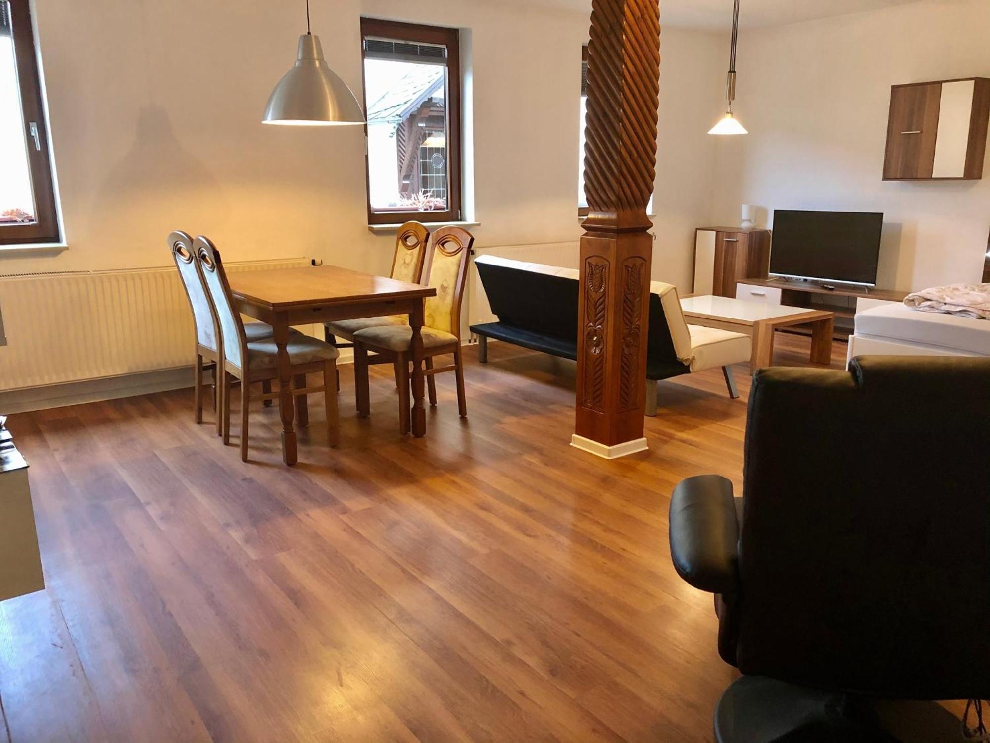 Ferienwohnung Familie Troeger Floh Eksteriør bilde